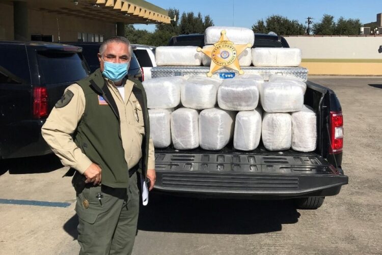 Sheriff de Laredo, Texas incauta carga de marihuana