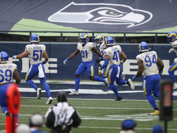 Carneros sorprenden y eliminan a Seattle