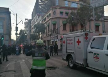 Controlan incendio en edificio del Metro; suman 29 rescatados