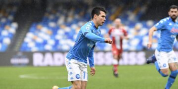 Chucky Lozano anota en la goleada de escándalo del Napoli sobre la Fiorentina