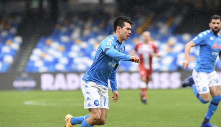 Chucky Lozano anota en la goleada de escándalo del Napoli sobre la Fiorentina