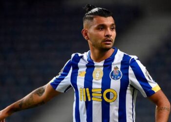 Tecatito Corona es nombrado el jugador más valioso del Porto por KPMG