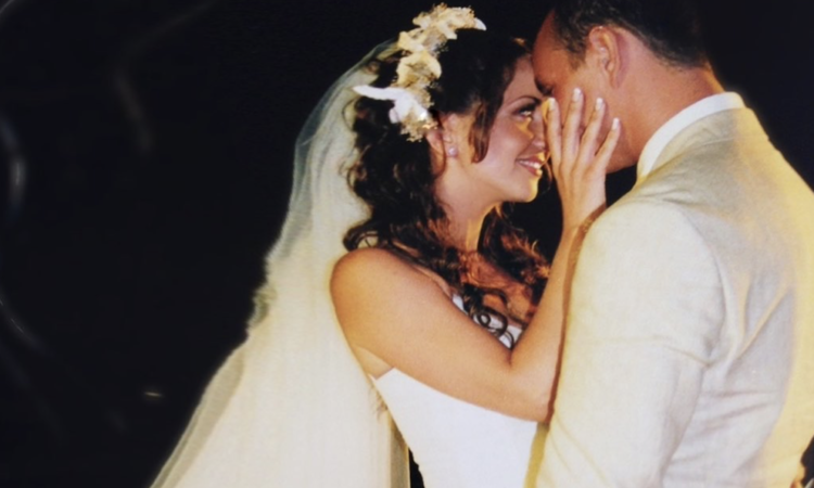 Andrea Legarreta celebra 50 años de Erik Rubin