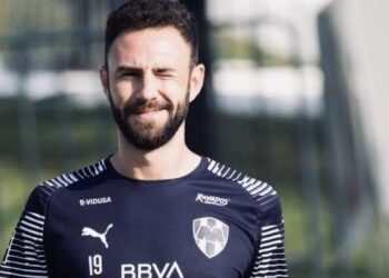 Miguel Layún anuncia la expansión de su equipo de esports en Europa