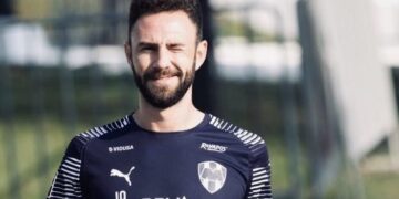 Miguel Layún anuncia la expansión de su equipo de esports en Europa