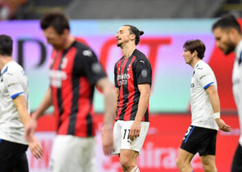 El Atalanta golea al Milan que aún sigue de líder en la Serie A