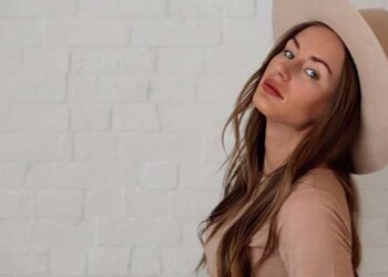 Estrangularon a la influencer Alexis Sharkey