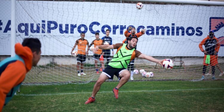 Motivado Correcaminos viaja a la capital del país