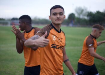 Motivado Correcaminos viaja a la capital del país