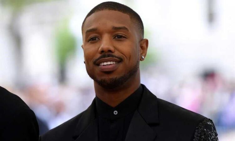 Presume Michael B. Jordan a su novia en Instagram