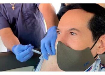 Juan José Origel fue a Estados Unidos a vacunarse contra Covid-19 y recibe críticas