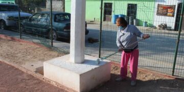 Acelera Municipio de Victoria limpieza en unidades deportivas