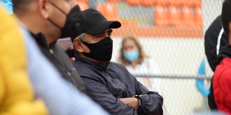 Entregan material deportivo a entrenadores y promotores deportivos de Ciudad Victoria