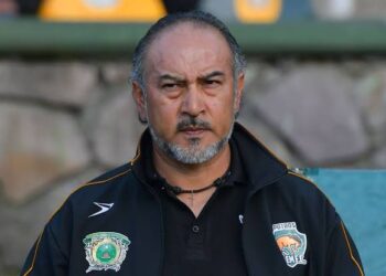 Raúl Gutiérrez debuta en el banquillo con el Real España con una derrota