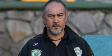 Raúl Gutiérrez debuta en el banquillo con el Real España con una derrota