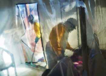 Guinea declara emergencia por epidemia de ébola