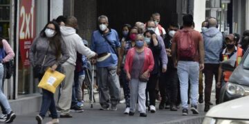 Urge Salud extremar precauciones por COVID y onda gélida, quédate en casa