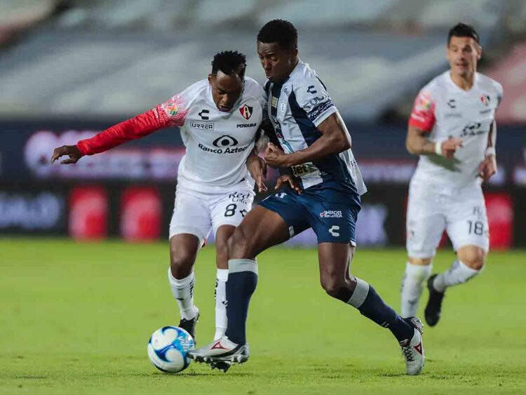 Atlas logra su primer triunfo y hunde a Pachuca