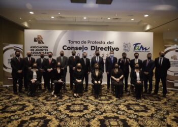 Rinde protesta directiva de Asociación de Agentes Aduanales de Nuevo Laredo