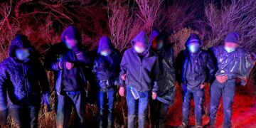 Rescatan a 40 indocumentados de onda gélida en Texas