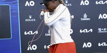 Serena Williams sale llorando del Abierto de Australia