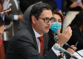 Gobierno federal garantiza compra de vacunas contra el COVID: Erasmo González