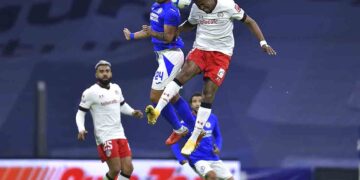 Cruz Azul se impone 3-2 a Diablos del Toluca en el Azteca