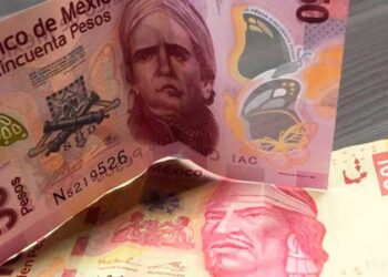 Toca el peso su peor nivel en más de 3 de meses