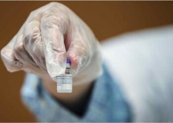 Eliminan aranceles de importación para vacunas covid y tanques de oxígeno