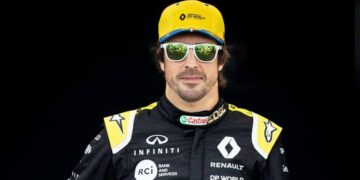 Fernando Alonso, operado con éxito tras ser atropellado mientras circulaba en bicicleta