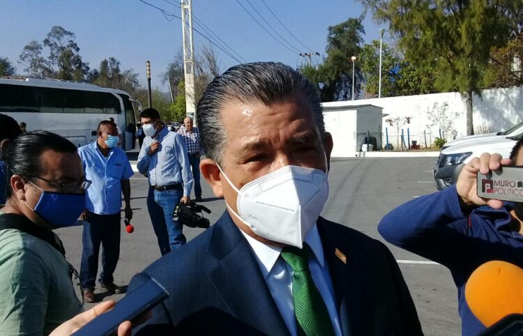 Toma SNTE bandera de 20 mil maestros jubilados y pensionados: Guevara