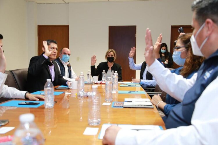 Regresa Gustavo Rivera a Gerencia de COMAPA; alcaldesa le toma protesta