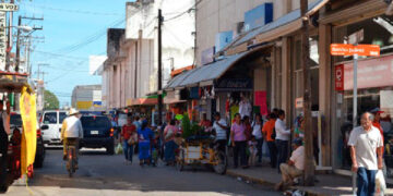 Calor dispara movilidad, contagios y muertes por Covid en Tamaulipas