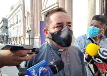 Sacerdotes esperan ser llamados a vacunarse contra Coronavirus