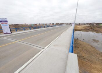 Entrega Rivas puente y adecuación  vial en Villas de San Miguel No. 3