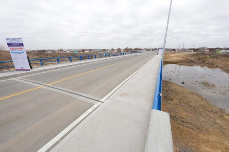 Entrega Rivas puente y adecuación  vial en Villas de San Miguel No. 3