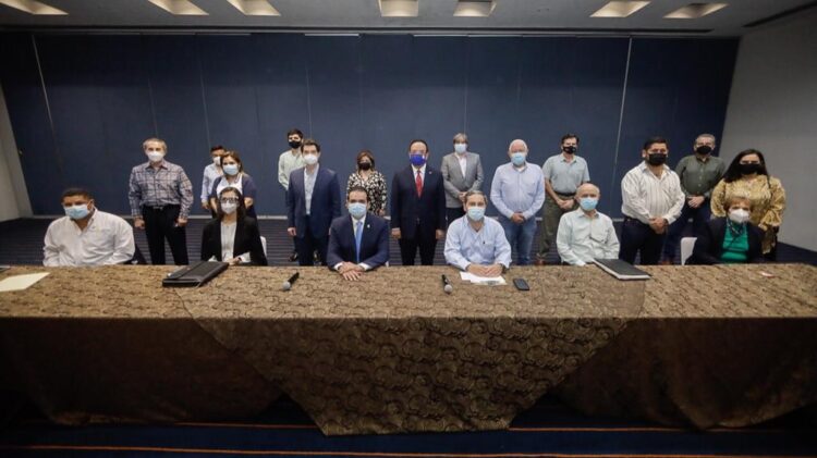 Asiste Rivas a informe del  titular de Organismos NLD