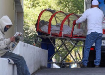 Muertes por covid-19 en México llegan a 159 mil 533