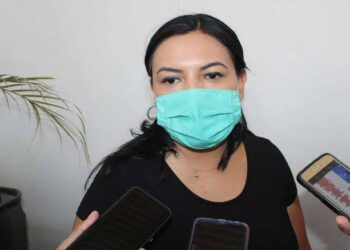 Demandan frenar abusos en escuelas por cobros de cuotas