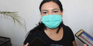 Demandan frenar abusos en escuelas por cobros de cuotas