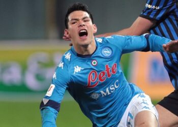 Chucky Lozano vuelve a lesionarse con el Napoli, ahora tras el duelo contra la Juve
