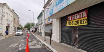 Pierde sector comercial 7 mil empleos en Victoria en 2020 y sufre arranque de 2021