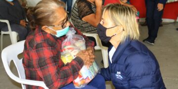 Atiende Pilar necesidades de vecinos del oriente de la ciudad