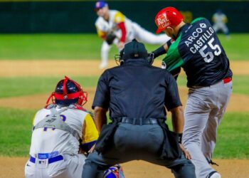 México debuta con aplastante victoria sobre Colombia en la Serie del Caribe