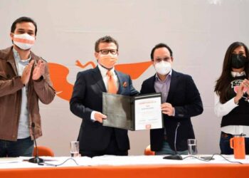 Dan constancia a Ricardo Bours como candidato a gubernatura de Sonora