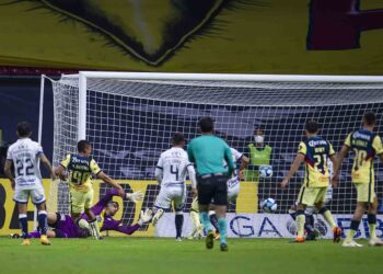 América se impone 1-0 a Puebla