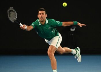 Djokovic pone en duda su participación en octavos ante Raonic