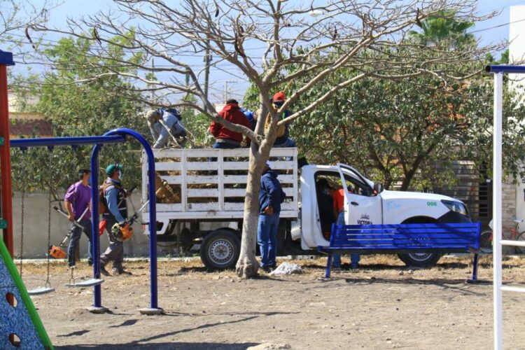 Gobierno de Victoria rehabilita áreas verdes de Colinas Del Valle