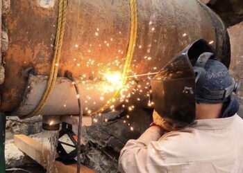 Repara COMAPA fuga en acueducto de Victoria; prevén regreso paulatino de agua