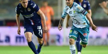 Chivas de Guadalajara derrota 3-1 al León en su casa